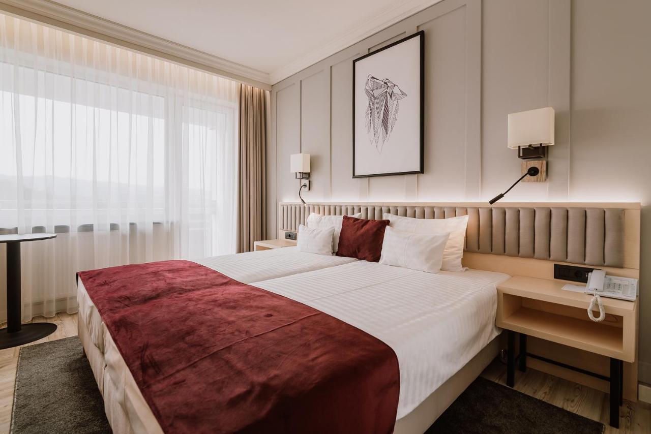 Ensana Sovata Hotel ภายนอก รูปภาพ