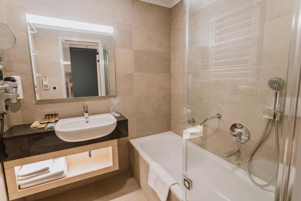 Ensana Sovata Hotel ภายนอก รูปภาพ
